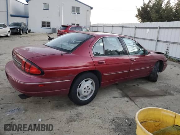 1995 Chevrolet Lumina с VIN 2G1WN52XXS9320088, выставлен на аукционе Copart как лот 80731224 с пробегом 184 973 миль миль и Списание • Salvage title. История ставок и продаж доступна на DreamBid. Изображение 3.