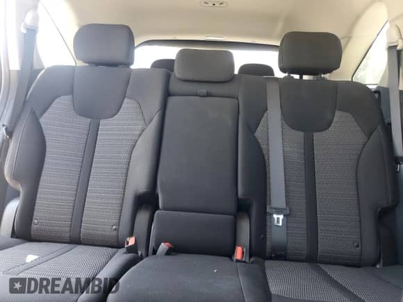 2022 Kia Sorento LX z VIN 5XYRG4LC1NG117619, wystawiony jako Copart lot #81020055 z przebiegiem 42 024 mil mil oraz Szkoda całkowita • Salvage title. Historia ofert i sprzedaży dostępna na DreamBid. Obrazek 10.