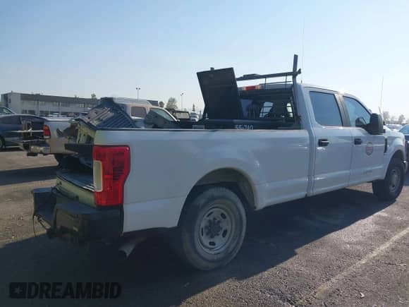 2019 Ford F-250 XL with VIN 1FT7W2A62KEC55489, listed as a IAAI auction lot 42848656 with 230,291 mi miles and . Bid and sale history available at DreamBid. Image 4.