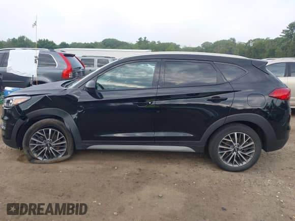 2020 Hyundai Tucson Limited with VIN KM8J3CAL9LU204178, listed as a IAAI auction lot 42993747 with 44,976 mi miles and . Bid and sale history available at DreamBid. Image 14.