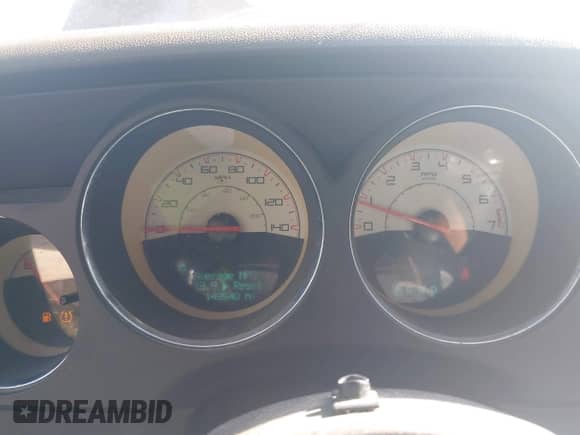 2014 Dodge Challenger SXT с VIN 2C3CDYAG3EH257611, выставлен на аукционе IAAI как лот 43549347 с пробегом 143 540 миль миль и . История ставок и продаж доступна на DreamBid. Изображение 15.