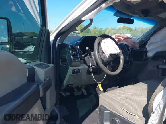 2019 Ford F-250 XL с VIN 1FT7W2BT2KEF78798, выставлен на аукционе IAAI как лот 43322455 с пробегом 230 190 миль миль и . История ставок и продаж доступна на DreamBid. Изображение 5.