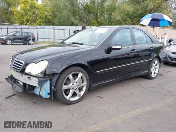 2007 Mercedes-Benz C 230 Sport with VIN WDBRF52H77A935136, listed as a IAAI auction lot 43441930 with 152,222 mi miles and . Bid and sale history available at DreamBid. Image 2.