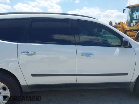 2016 Chevrolet Traverse LS с VIN 1GNKVFED5GJ112281, выставлен на аукционе IAAI как лот 42603932 с пробегом 106 056 миль миль и . История ставок и продаж доступна на DreamBid. Изображение 13.