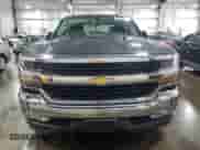 2018 Chevrolet Silverado 1500 LT z VIN 3GCUKREC5JG317420, wystawiony jako Copart lot #65535305 z przebiegiem 43 632 mil mil oraz Szkoda całkowita • Salvage title. Historia ofert i sprzedaży dostępna na DreamBid. Obrazek 5.