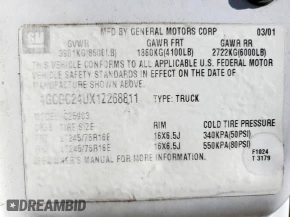 2001 Chevrolet Silverado 2500 with VIN 1GCGC24UX1Z268811, listed as a Copart auction lot 62529045 with 208,279 mi miles and Salvage title. Bid and sale history available at DreamBid. Image 12.