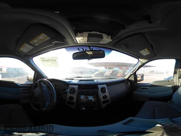 2011 Ford F-150 XLT z VIN 1FTFW1CT1BFB92579, wystawiony jako IAAI lot #43376492 z przebiegiem 153 966 mil mil oraz . Historia ofert i sprzedaży dostępna na DreamBid. Obrazek 18.