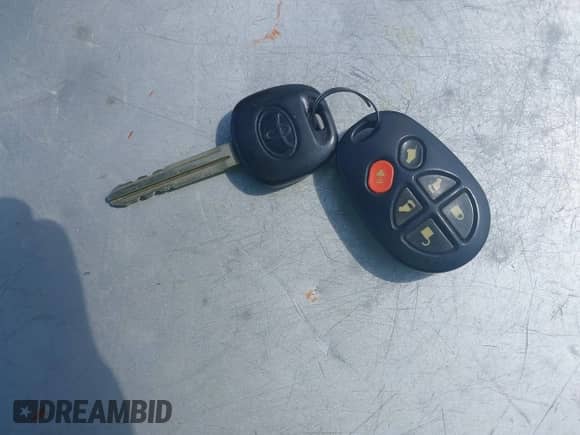 2004 Toyota Sienna XLE z VIN 5TDZA22C64S004791, wystawiony jako IAAI lot #42314032 z przebiegiem 136 114 mil mil oraz . Historia ofert i sprzedaży dostępna na DreamBid. Obrazek 11.