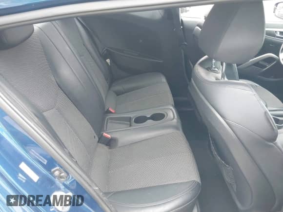 2015 Hyundai Veloster z VIN KMHTC6AD0FU243328, wystawiony jako IAAI lot #42439313 z przebiegiem 96 997 mil mil oraz . Historia ofert i sprzedaży dostępna na DreamBid. Obrazek 8.