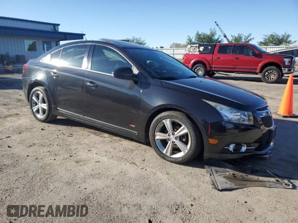 2014 Chevrolet Cruze 2LT с VIN 1G1PE5SB8E7359003, выставлен на аукционе Copart как лот 85521645 с пробегом 146 468 миль миль и На запчасти • Non repairable. История ставок и продаж доступна на DreamBid. Изображение 4.
