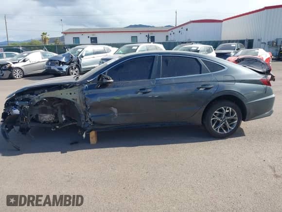 2023 Hyundai Sonata SEL with VIN KMHL64JA9PA262822, listed as a IAAI auction lot 42784976 with 37,624 mi miles and . Bid and sale history available at DreamBid. Image 14.