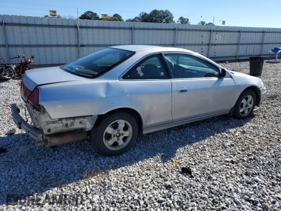 2001 Honda Accord EX with VIN 1HGCG32531A024065, listed as a Copart auction lot 41493535 with 233,650 mi miles and Salvage title. Bid and sale history available at DreamBid. Image 3.