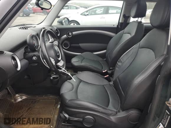 2010 MINI Hardtop S with VIN WMWMF7C53ATZ72754, listed as a Copart auction lot 83887425 with 45,760 mi miles and Clean title. Bid and sale history available at DreamBid. Image 7.