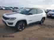 2018 Jeep Compass Trailhawk z VIN 3C4NJDDB8JT234574, wystawiony jako IAAI lot #43049041 z przebiegiem 93 968 mil mil oraz . Historia ofert i sprzedaży dostępna na DreamBid. Obrazek 18.