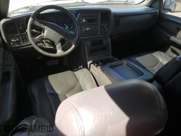 2003 GMC Sierra 1500 SLE with VIN 2GTEC19T731131936, listed as a Copart auction lot 66722825 with 189,340 mi miles and Salvage title. Bid and sale history available at DreamBid. Image 8.