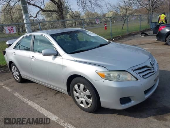 2011 Toyota Camry LE with VIN 4T1BF3EK2BU605745, listed as a IAAI auction lot 42025820 with 156,094 mi miles and . Bid and sale history available at DreamBid. Image 1.