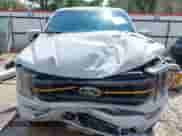 2023 Ford F-150 XL z VIN 1FTEW1E80PFB36547, wystawiony jako IAAI lot #42914750 z przebiegiem 70 194 mil mil oraz . Historia ofert i sprzedaży dostępna na DreamBid. Obrazek 12.