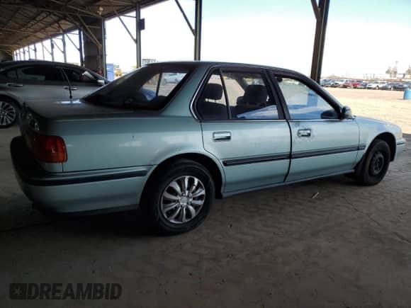 1992 Honda Accord LX z VIN JHMCB7657NC026120, wystawiony jako Copart lot #81516735 z przebiegiem 176 004 mil mil oraz Szkoda całkowita • Salvage title. Historia ofert i sprzedaży dostępna na DreamBid. Obrazek 3.