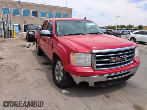 2013 GMC Sierra 1500 SLE z VIN 3GTP2VE72DG106382, wystawiony jako Copart lot #67678405 z przebiegiem 109 115 mil mil oraz Szkoda całkowita • Salvage title. Historia ofert i sprzedaży dostępna na DreamBid. Obrazek 14.
