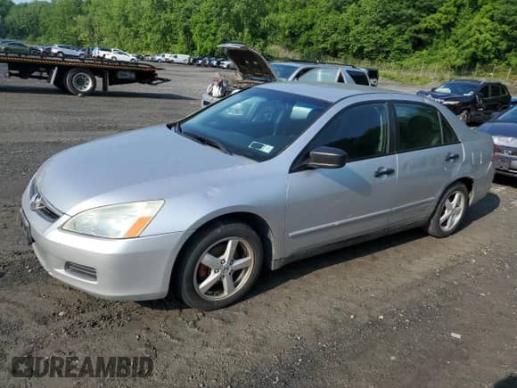 2006 Honda Accord VP с VIN 1HGCM56136A076007, выставлен на аукционе Copart как лот 60069025 с пробегом 221 463 миль миль и На запчасти • Non repairable. История ставок и продаж доступна на DreamBid. Изображение 1.