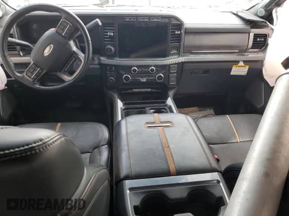 2023 Ford F-250 XL z VIN 1FT8W2BT0PED10456, wystawiony jako Copart lot #72096315 z przebiegiem 26 482 mil mil oraz Szkoda całkowita • Salvage title. Historia ofert i sprzedaży dostępna na DreamBid. Obrazek 8.