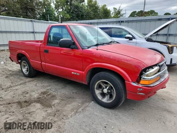 2000 Chevrolet S-10 с VIN 1GCCS1440YK132024, выставлен на аукционе Copart как лот 84399115 с пробегом 141 658 миль миль и Списание • Salvage title. История ставок и продаж доступна на DreamBid. Изображение 4.