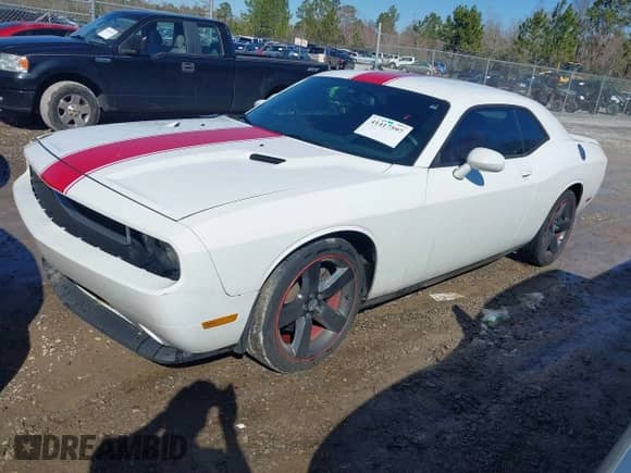 2013 Dodge Challenger SXT with VIN 2C3CDYAG2DH510772, listed as a IAAI auction lot 41417597 with 131,087 mi miles and . Bid and sale history available at DreamBid. Image 2.