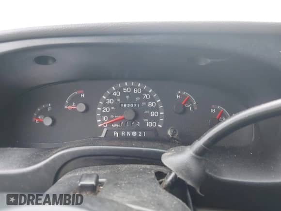 1998 Ford Econoline Cargo с VIN 1FTRE1427WHB65418, выставлен на аукционе IAAI как лот 42953889 с пробегом 192 071 миль миль и . История ставок и продаж доступна на DreamBid. Изображение 7.