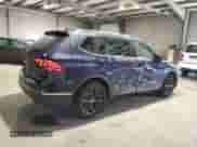 2024 Volkswagen Tiguan SE z VIN 3VVMB7AX3RM191506, wystawiony jako Copart lot #71810395 z przebiegiem 15 535 mil mil oraz Szkoda całkowita • Salvage title. Historia ofert i sprzedaży dostępna na DreamBid. Obrazek 3.