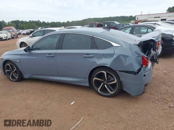 2022 Honda Accord Sport z VIN 1HGCV1F37NA062407, wystawiony jako IAAI lot #43087544 z przebiegiem 45 454 mil mil oraz . Historia ofert i sprzedaży dostępna na DreamBid. Obrazek 14.