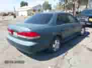 2001 Honda Accord EX z VIN 1HGCG16501A020389, wystawiony jako IAAI lot #43232191 z przebiegiem 260 501 mil mil oraz . Historia ofert i sprzedaży dostępna na DreamBid. Obrazek 4.