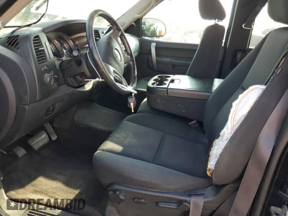 2013 GMC Sierra 1500 SLE z VIN 1GTR2VE76DZ225772, wystawiony jako Copart lot #71264235 z przebiegiem 216 425 mil mil oraz Szkoda całkowita • Salvage title. Historia ofert i sprzedaży dostępna na DreamBid. Obrazek 7.