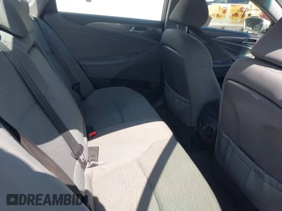 2013 Hyundai Sonata with VIN KMHEC4A44DA051387, listed as a IAAI auction lot 42310431 with 125,064 mi miles and . Bid and sale history available at DreamBid. Image 8.