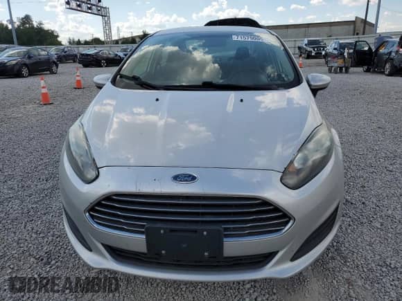 2018 Ford Fiesta S with VIN 3FADP4AJ2JM126215, listed as a Copart auction lot 71579005 with 207,747 mi miles and Clean title. Bid and sale history available at DreamBid. Image 5.