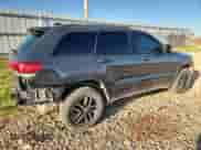 2017 Jeep Grand Cherokee Trailhawk with VIN 1C4RJFLT4HC882376, listed as a Copart auction lot 63040325 with 193,773 mi miles and Salvage title. Bid and sale history available at DreamBid. Image 3.