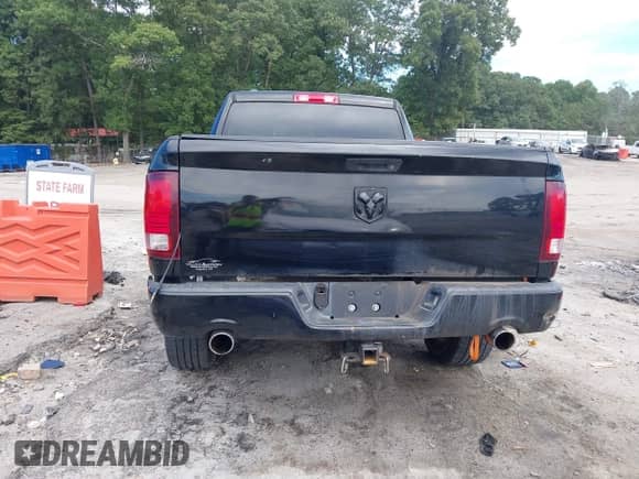 2014 Ram 1500 Express z VIN 1C6RR6FT8ES113103, wystawiony jako IAAI lot #43118869 z przebiegiem 170 043 mil mil oraz . Historia ofert i sprzedaży dostępna na DreamBid. Obrazek 16.