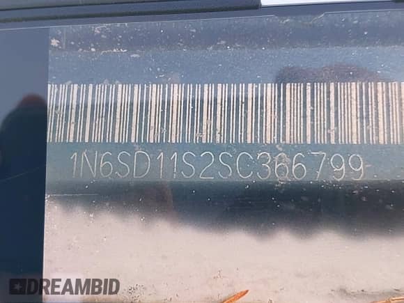 1995 Nissan Frontier z VIN 1N6SD11S2SC366799, wystawiony jako IAAI lot #43261442 z przebiegiem 127 771 mil mil oraz . Historia ofert i sprzedaży dostępna na DreamBid. Obrazek 9.