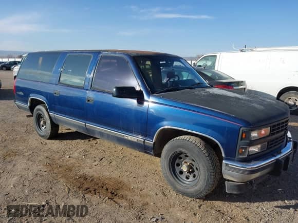 1993 Chevrolet Suburban with VIN 1GNEC16K0PJ416864, listed as a IAAI auction lot 41424773 with 165,524 mi miles and . Bid and sale history available at DreamBid. Image 1.