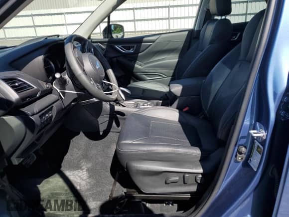 2023 Subaru Forester Touring z VIN JF2SKARC8PH545785, wystawiony jako Copart lot #61219105 z przebiegiem 9 841 mil mil oraz Szkoda całkowita • Salvage title. Historia ofert i sprzedaży dostępna na DreamBid. Obrazek 7.