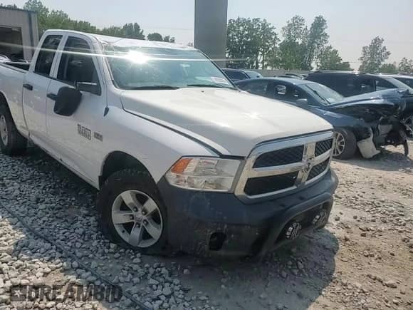 2016 Ram 1500 Tradesman z VIN 1C6RR7FT3GS141464, wystawiony jako Copart lot #59283595 z przebiegiem 238 168 mil mil oraz Czysty tytuł • Clean title. Historia ofert i sprzedaży dostępna na DreamBid. Obrazek 13.