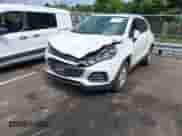 2021 Chevrolet Trax LS с VIN KL7CJKSB0MB319829, выставлен на аукционе IAAI как лот 43135654 с пробегом 83 296 миль миль и . История ставок и продаж доступна на DreamBid. Изображение 18.
