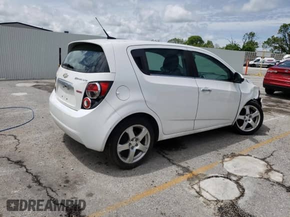 2014 Chevrolet Sonic LTZ с VIN 1G1JE6SB9E4130200, выставлен на аукционе Copart как лот 55669475 с пробегом 104 635 миль миль и Списание • Salvage title. История ставок и продаж доступна на DreamBid. Изображение 3.