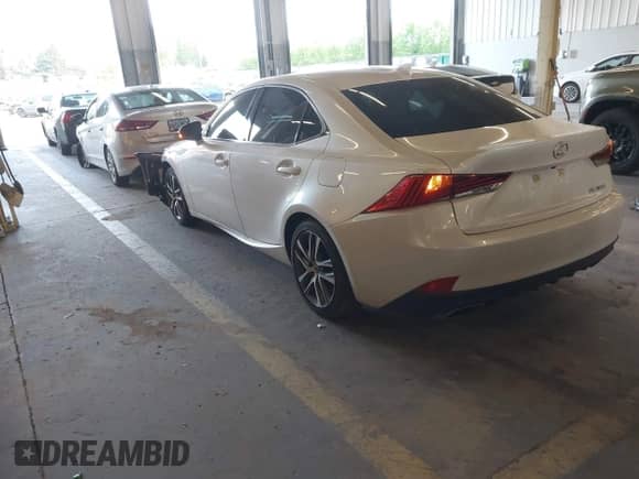 2020 Lexus IS 300 с VIN JTHAA1D27L5108964, выставлен на аукционе IAAI как лот 42184331 с пробегом 14 343 миль миль и . История ставок и продаж доступна на DreamBid. Изображение 3.