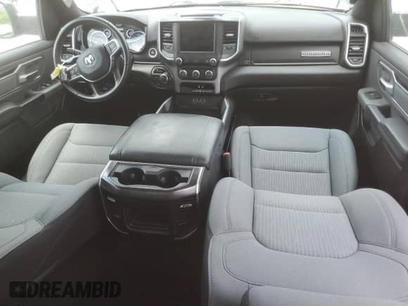 2021 Ram 1500 Big Horn z VIN 1C6RREFG5MN801831, wystawiony jako Copart lot #57651035 z przebiegiem 130 810 mil mil oraz Nie do naprawy • Non repairable. Historia ofert i sprzedaży dostępna na DreamBid. Obrazek 8.