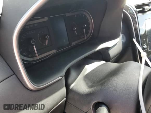 2024 Hyundai Santa Cruz SEL z VIN 5NTJBDAE9RH101121, wystawiony jako Copart lot #77306254 z przebiegiem Nie podano mil oraz Nie do naprawy • Non repairable. Historia ofert i sprzedaży dostępna na DreamBid. Obrazek 9.