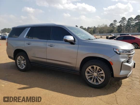 2023 Chevrolet Tahoe Premier with VIN 1GNSCSKDXPR120185, listed as a Copart auction lot 49421255 with 39,612 mi miles and Clean title. Bid and sale history available at DreamBid. Image 4.