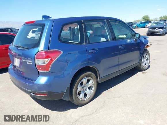 2016 Subaru Forester 2.5i with VIN JF2SJAAC9GG490784, listed as a IAAI auction lot 42845580 with 96,166 mi miles and . Bid and sale history available at DreamBid. Image 4.