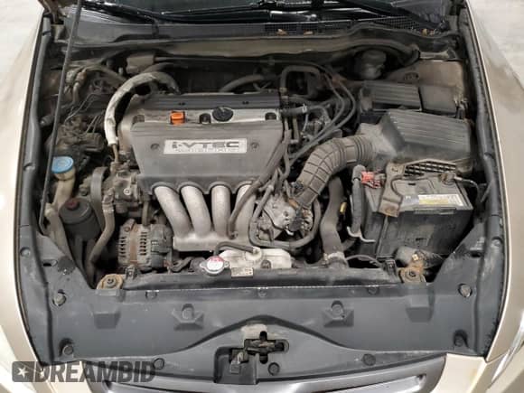 2003 Honda Accord LX z VIN 1HGCM56443A816895, wystawiony jako Copart lot #60211995 z przebiegiem 268 839 mil mil oraz Czysty tytuł • Clean title. Historia ofert i sprzedaży dostępna na DreamBid. Obrazek 11.