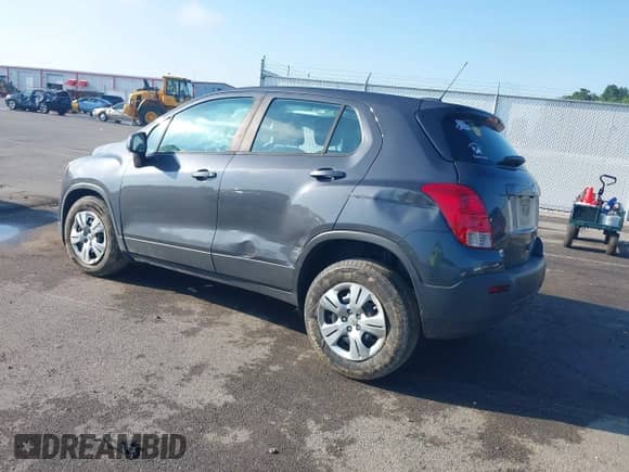 2016 Chevrolet Trax LS with VIN 3GNCJKSB9GL274080, listed as a IAAI auction lot 42693968 with 109,219 mi miles and . Bid and sale history available at DreamBid. Image 3.