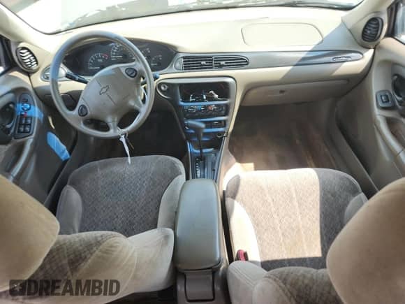 2000 Chevrolet Malibu с VIN 1G1ND52J0Y6251969, выставлен на аукционе Copart как лот 66704125 с пробегом 246 419 миль миль и Списание • Salvage title. История ставок и продаж доступна на DreamBid. Изображение 8.